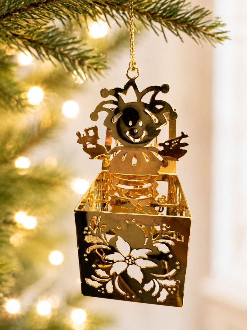 Danbury Mint Gold Tone Jack In The Box Jester Christmas Ornament 3 1/2"